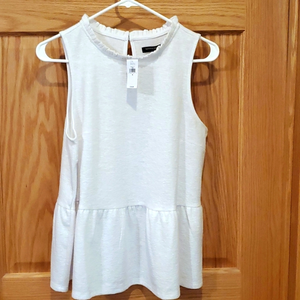NWT Banana Republic flowy tank